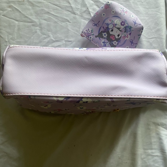 Kuromi Floral Purple Tote Bag with Pouch - Picture 5 of 7